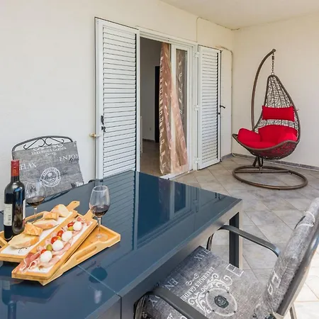 Apartman Napros 2 By Interhome Nin