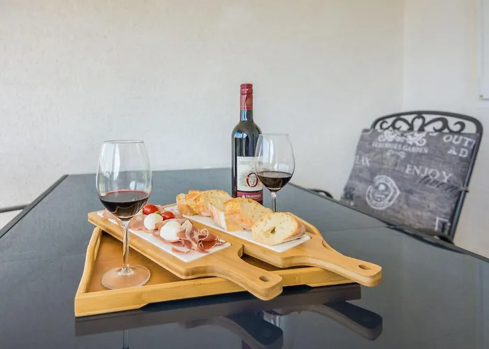 Napros 2 By Interhome